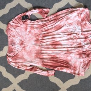 New pink tie dye Torrid Super soft knit shirt